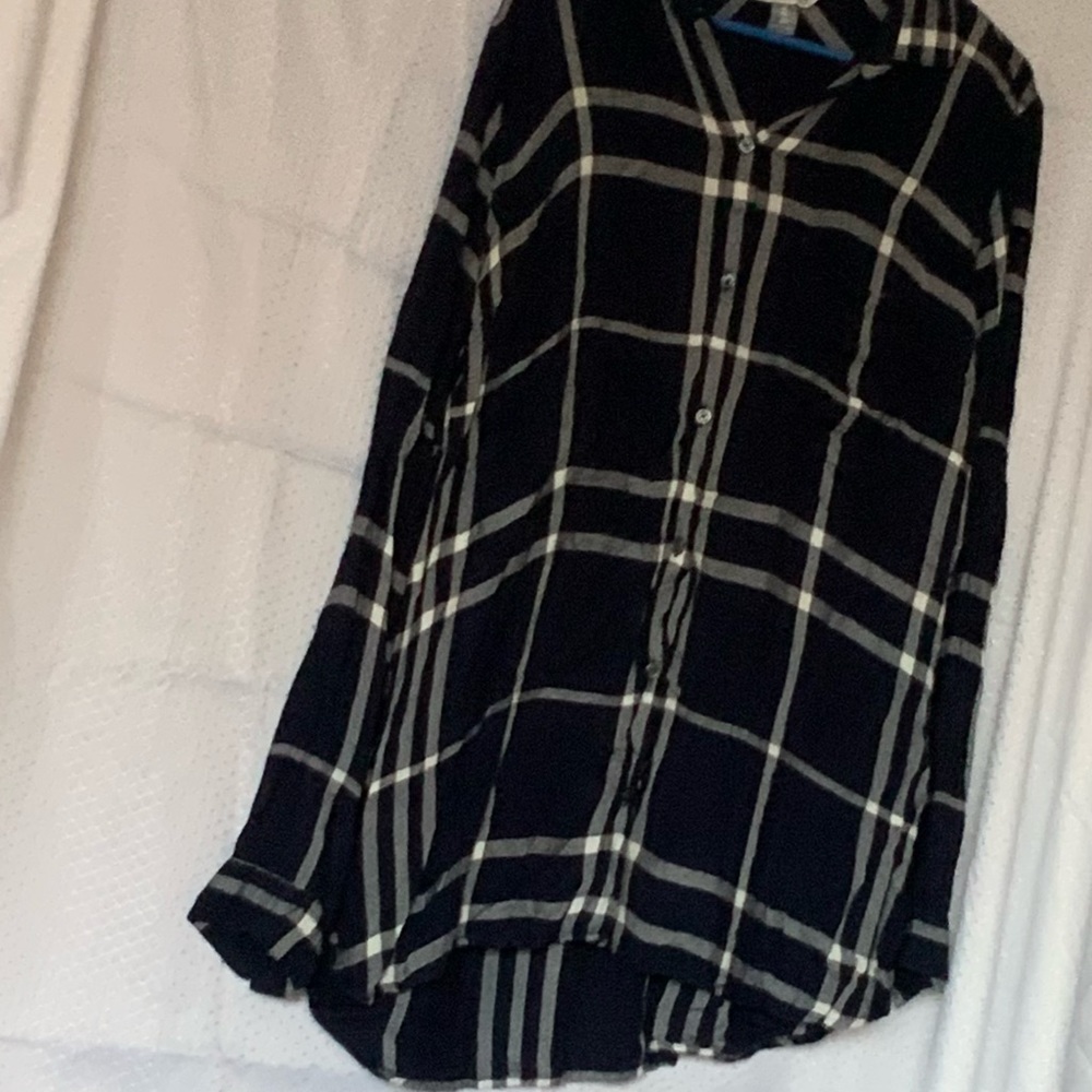 Old Navy Classic Shirt in size XL/Tall